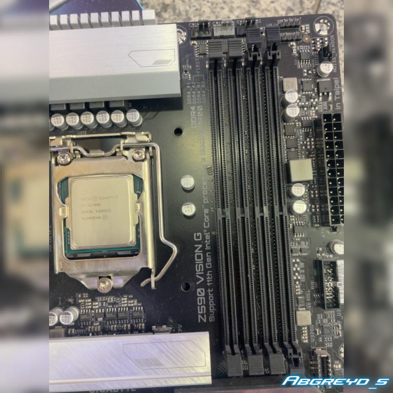 GIGABYTE Z590 VISION G + i7-11700K